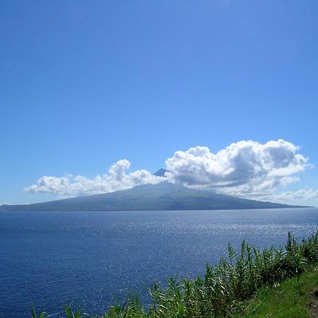 Baia Das Caldeirinhas Horta  Bagian luar foto
