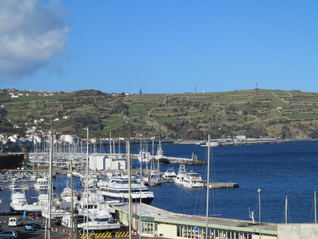 Baia Das Caldeirinhas Horta  Bagian luar foto